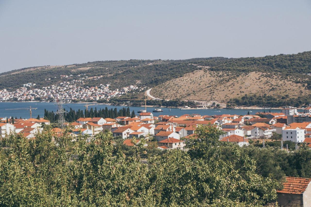 Apartment Andrea Τρογκίρ Εξωτερικό φωτογραφία
