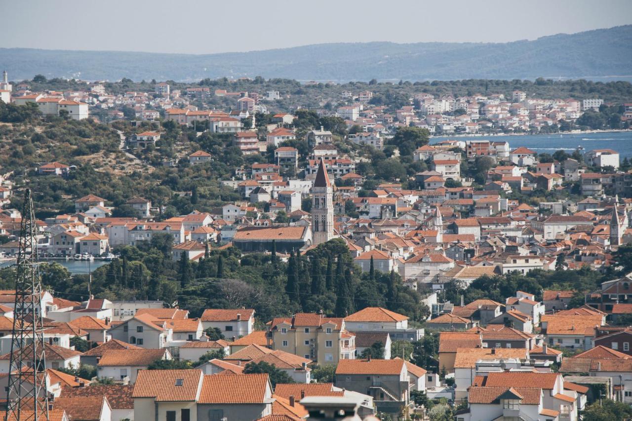 Apartment Andrea Τρογκίρ Εξωτερικό φωτογραφία
