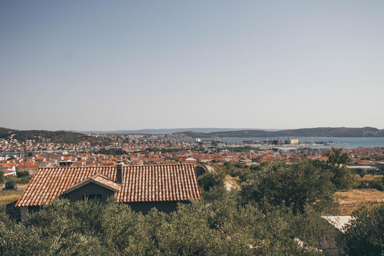 Apartment Andrea Τρογκίρ Εξωτερικό φωτογραφία
