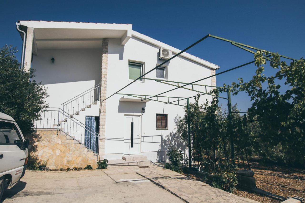 Apartment Andrea Τρογκίρ Εξωτερικό φωτογραφία
