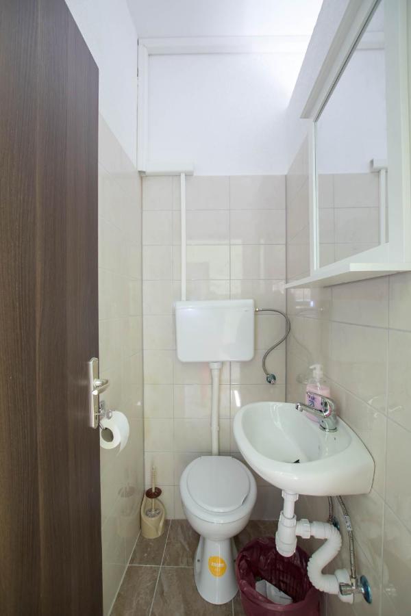 Apartment Andrea Τρογκίρ Εξωτερικό φωτογραφία