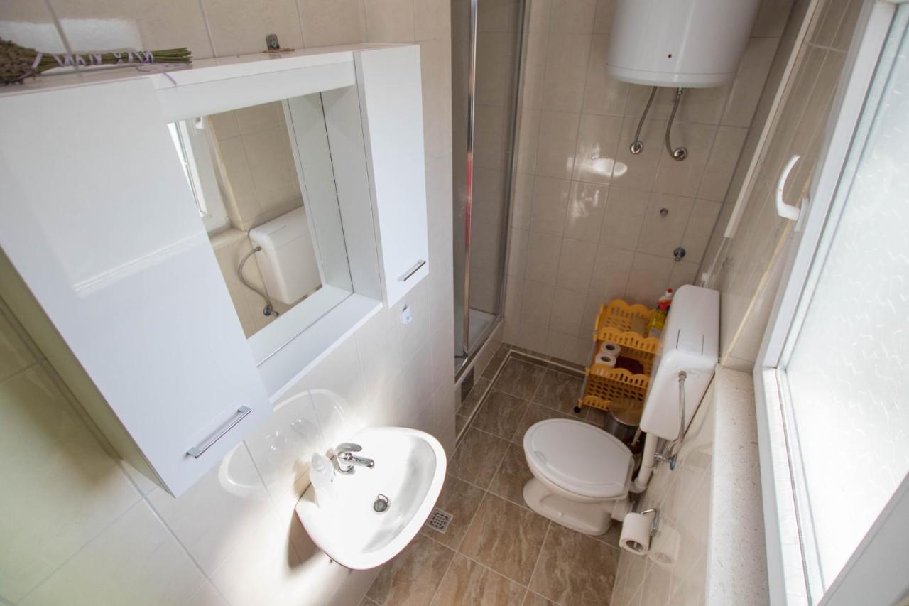 Apartment Andrea Τρογκίρ Εξωτερικό φωτογραφία